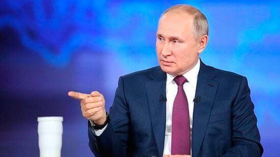 Putin bu vəzifəsindən istefaya göndərildi