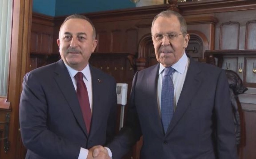 Çavuşoğlu ilə Lavrovun görüşü başladı.