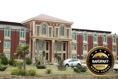 Bakıda məşhur otelin sahibi elektron qolbaqda gəzəcək - Ofisantı həbs edildi