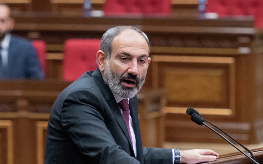 Döyüşlər davam edir: Paşinyan