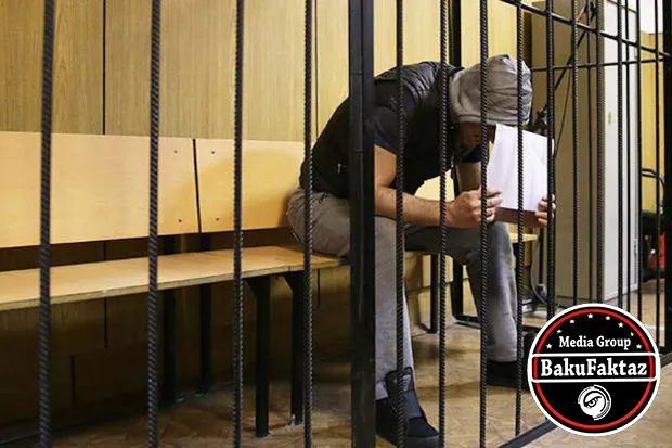 Bu liseyin keçmiş direktoru məhkəmə zalından həbs edildi