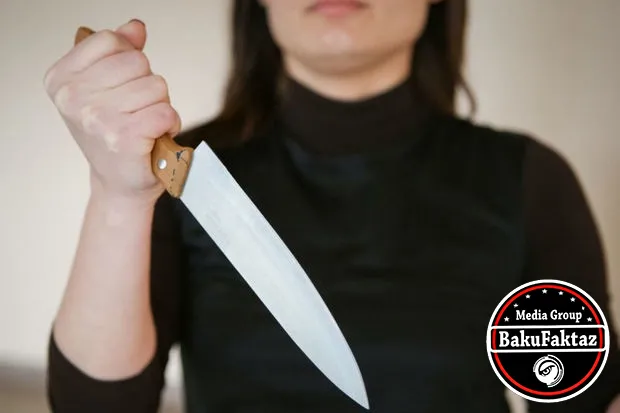 Toydan gələn qayınana kürəkənini bıçaqladı - MƏHKƏMƏ